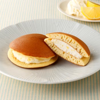 生どら　レモンチーズ